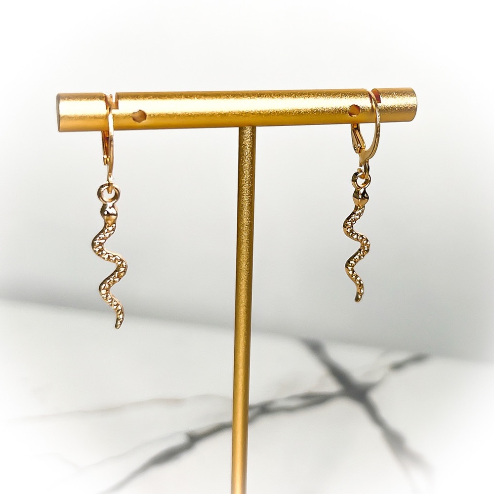❀ Minimalist Elegant Dangle Snake Charm Earrings